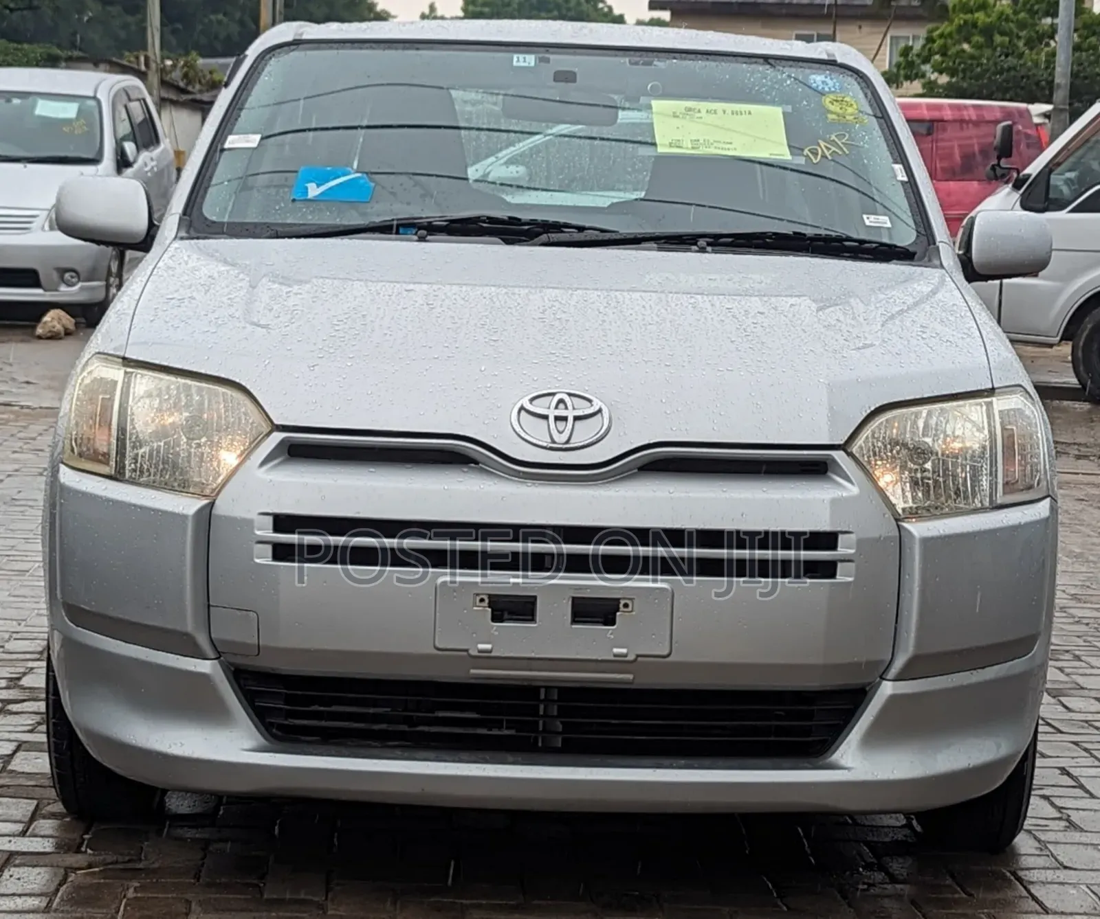 Toyota Succeed SV Premium 2014 Silver