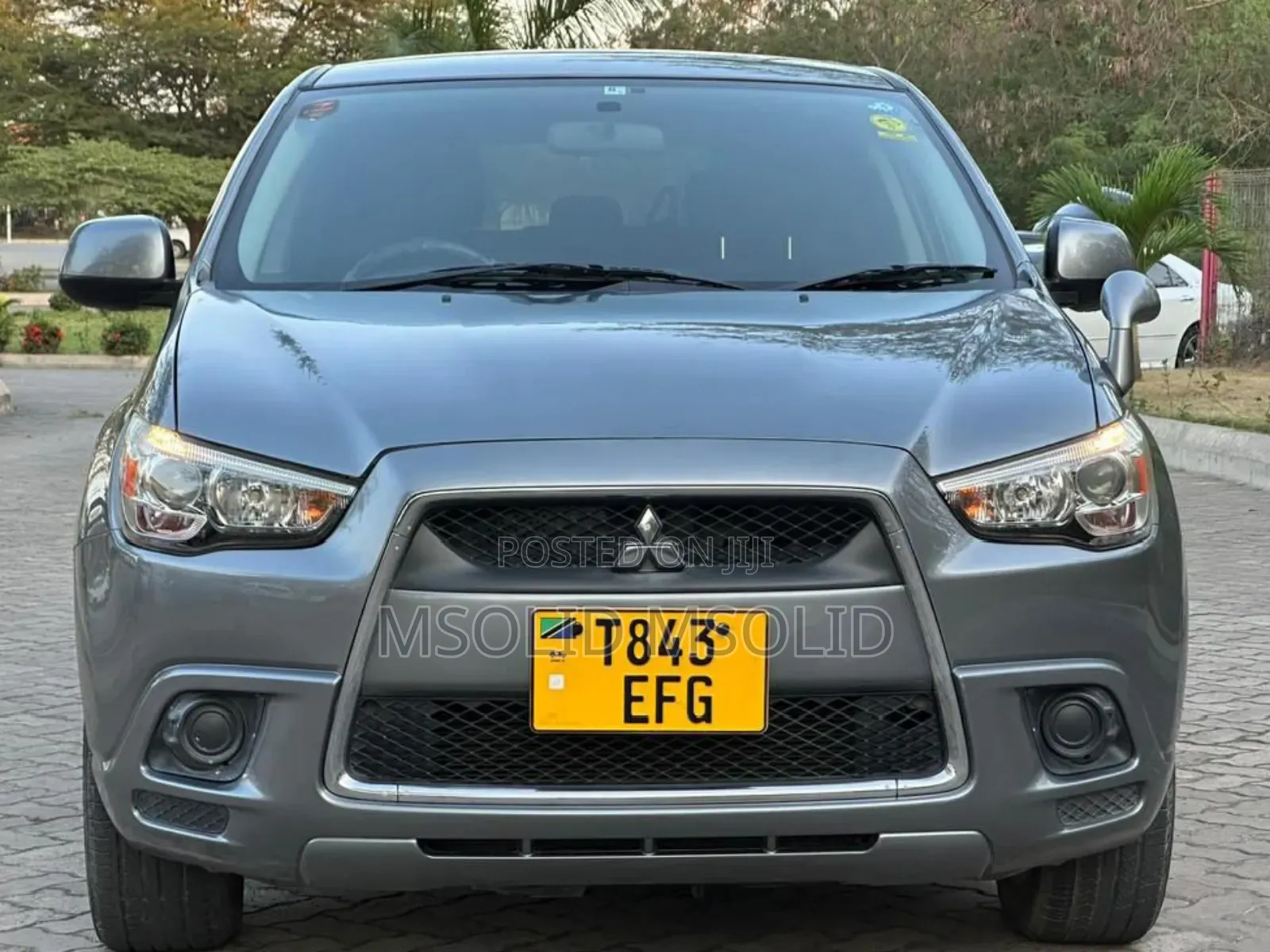 Mitsubishi Outlander 2010 Gray