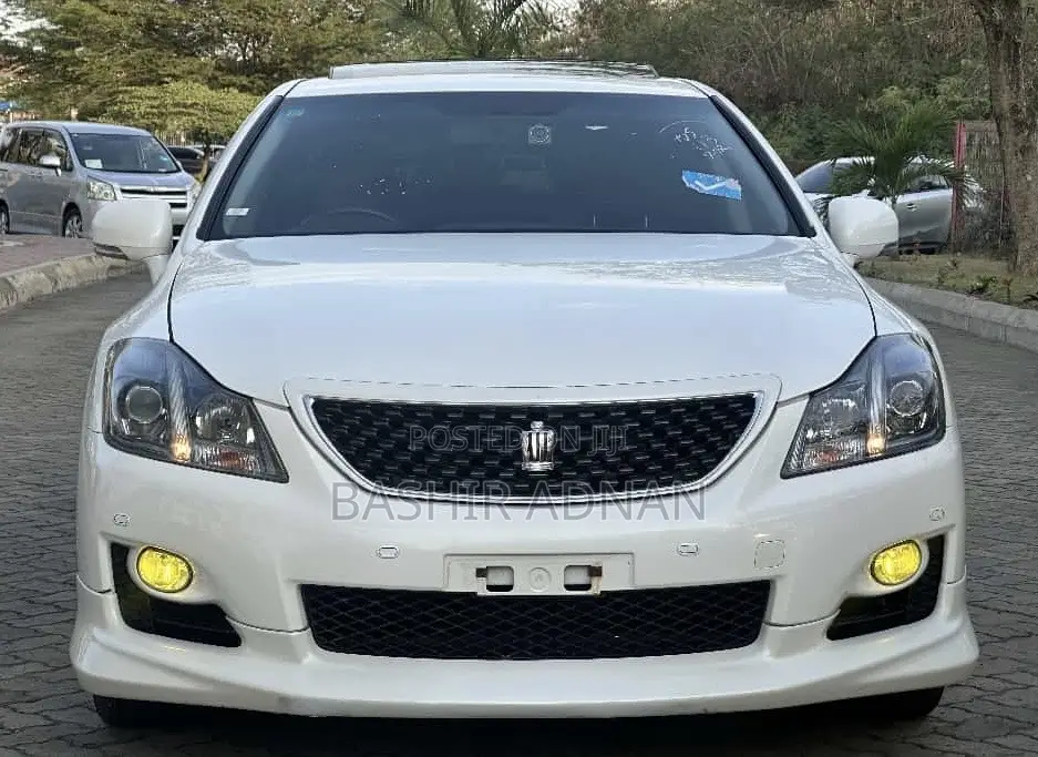 Toyota Crown 2008 Pearl