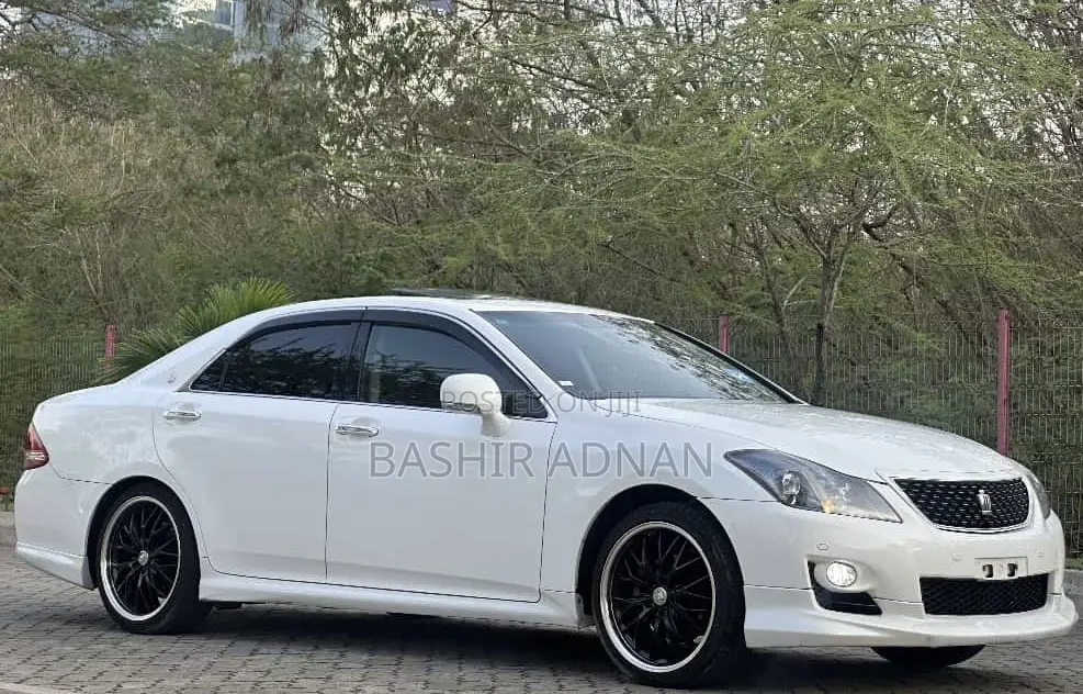 Toyota Crown 2008 Pearl