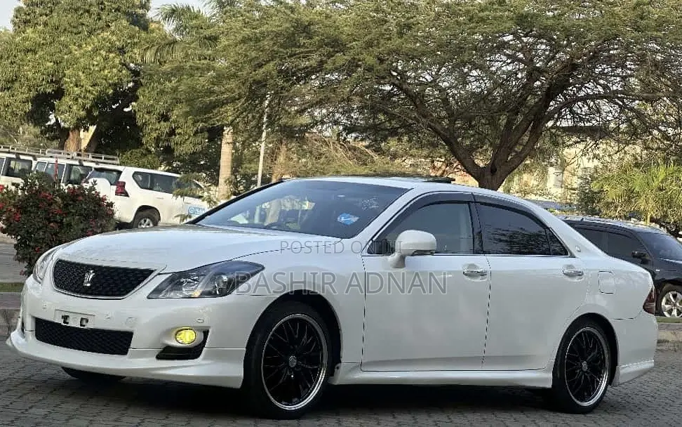 Toyota Crown 2008 Pearl