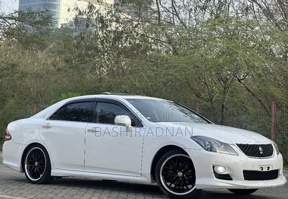 Toyota Crown 2008 Pearl