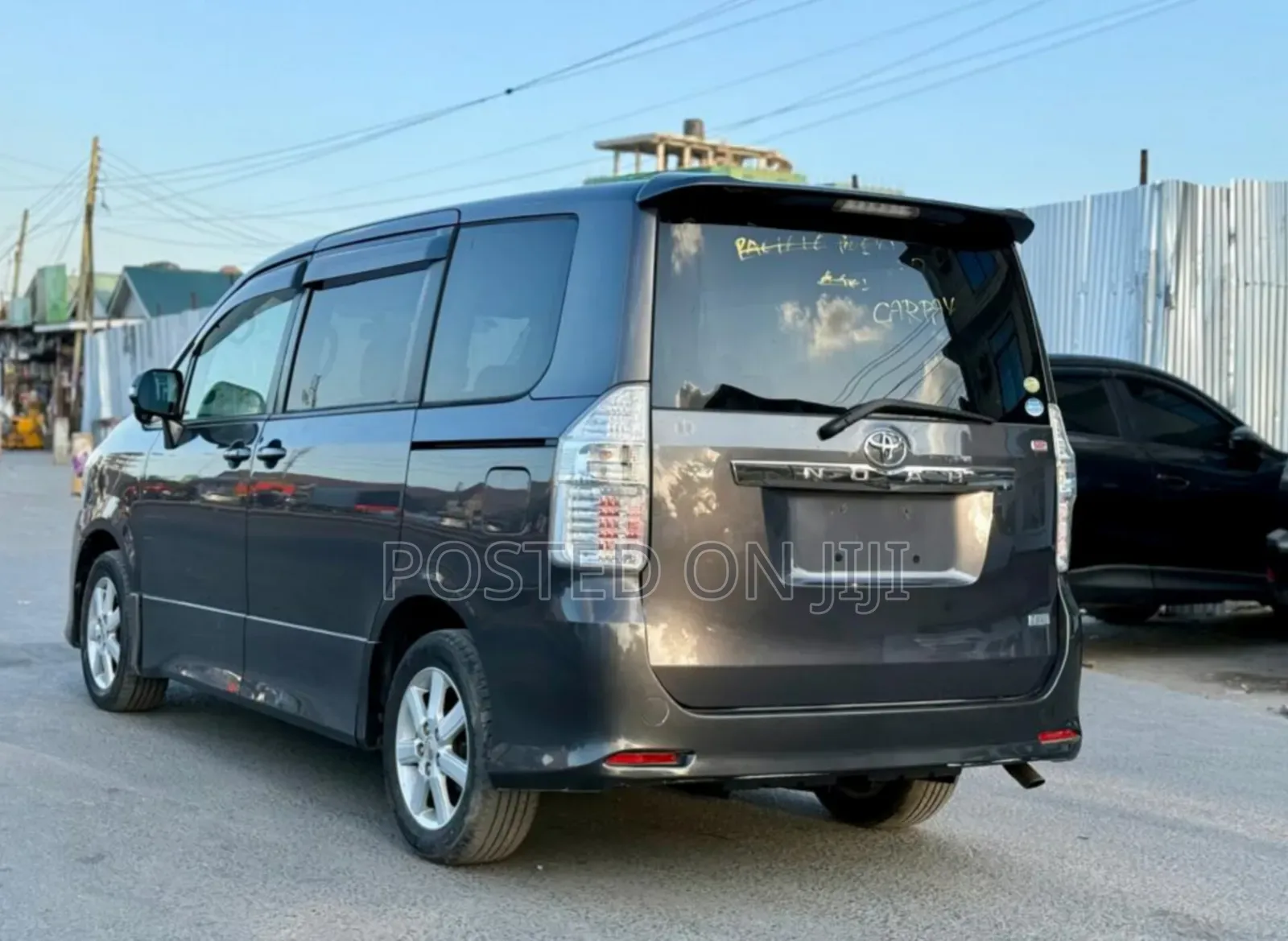 Toyota Noah 2007 Gray