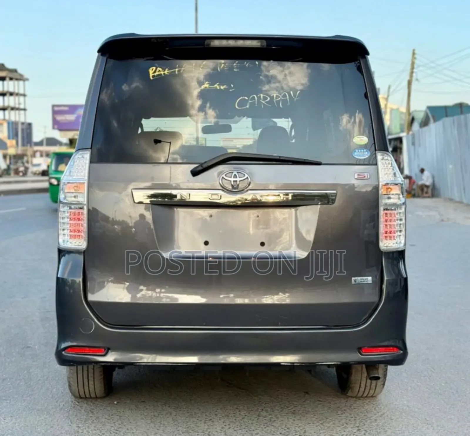 Toyota Noah 2007 Gray