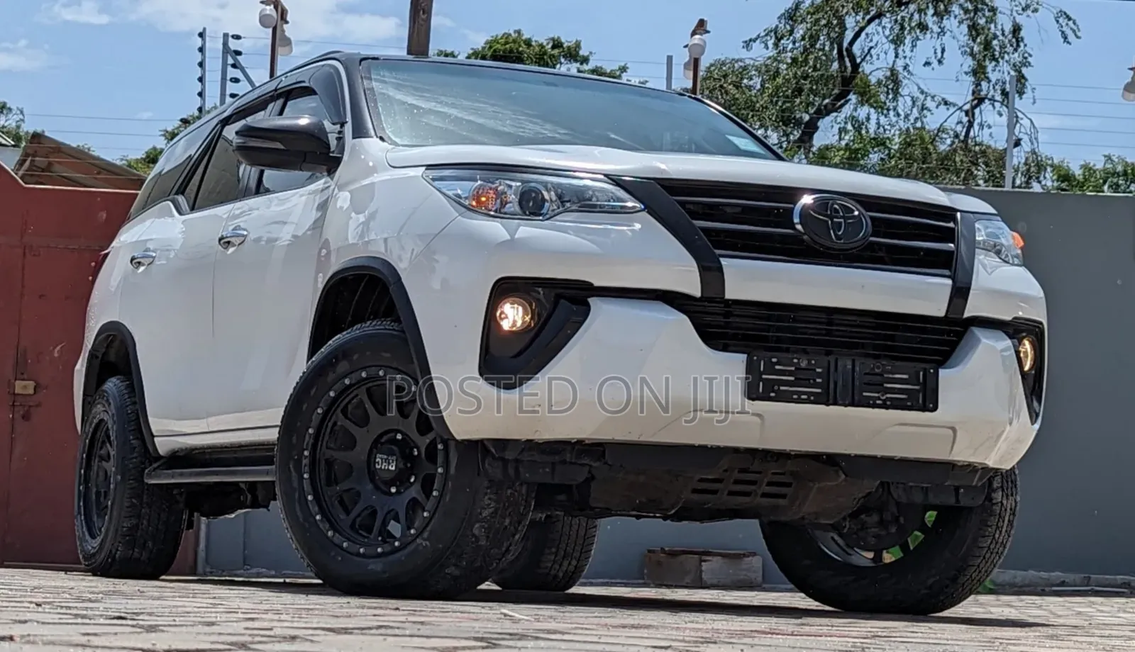 Toyota Fortuner 2019 White