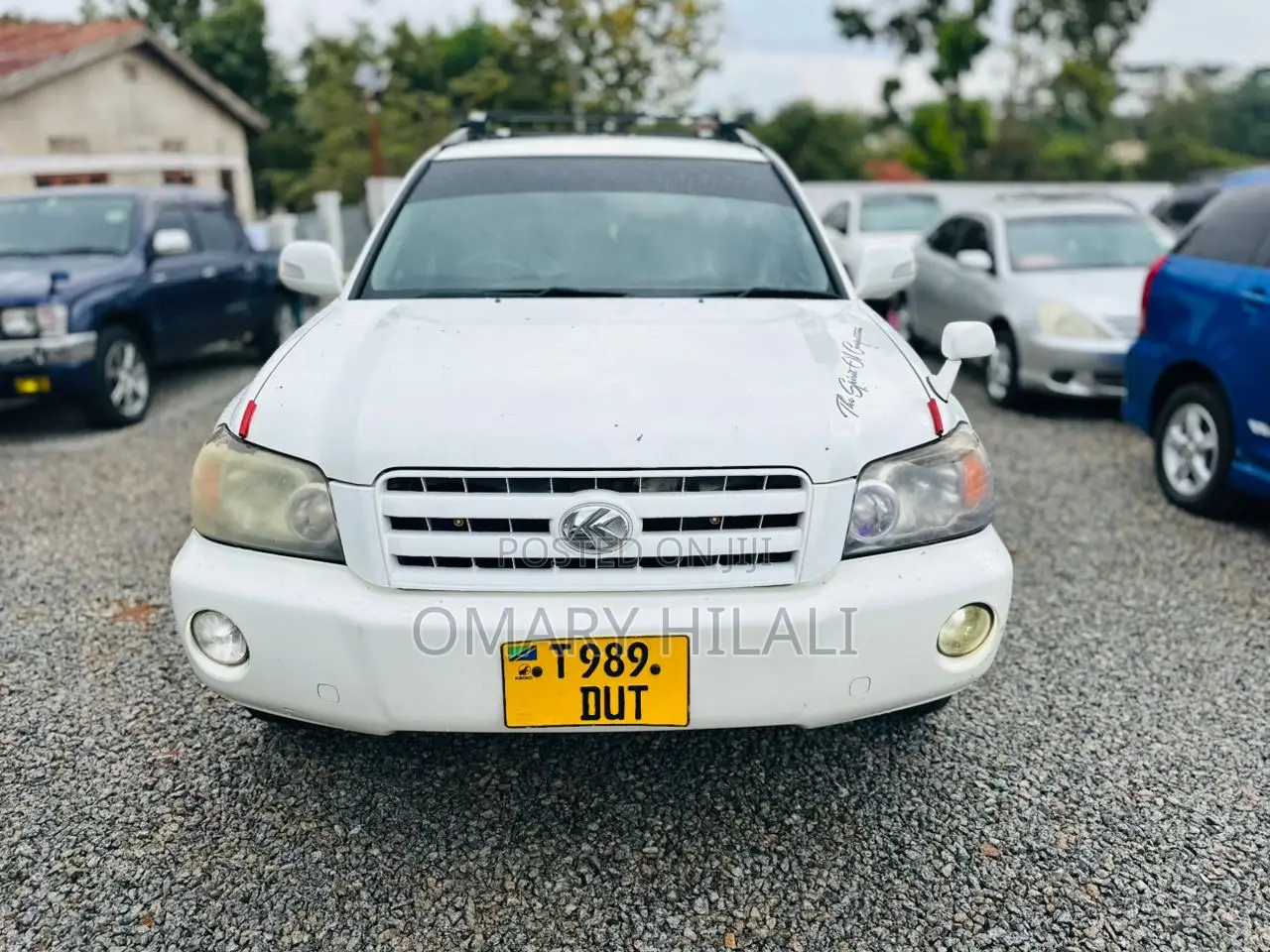 Toyota Kluger 2004 White