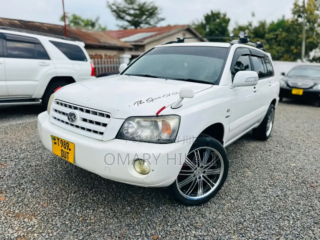 Toyota Kluger 2004 White