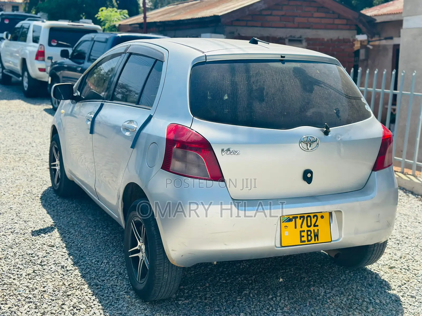 Toyota Vitz 2005 Silver