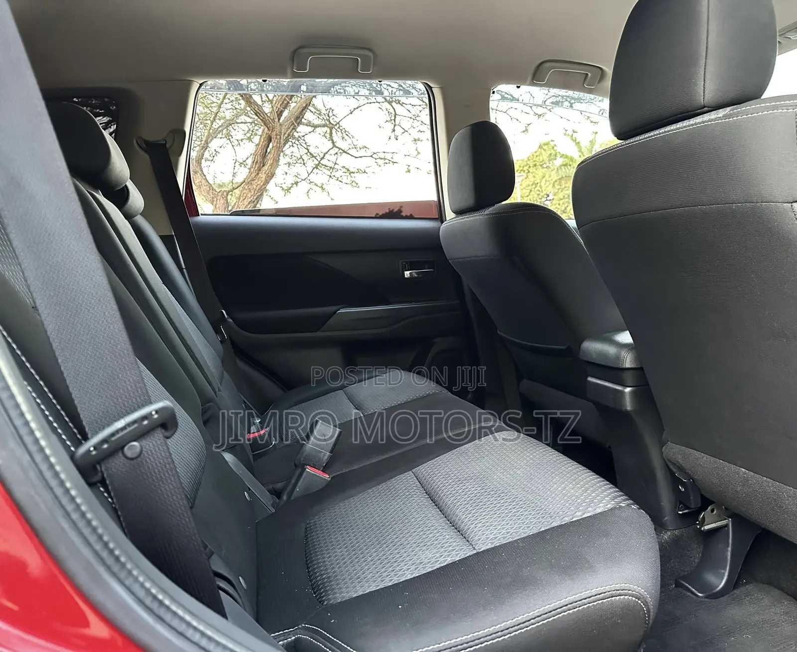 Mitsubishi Outlander 2017 Red