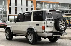 Toyota Land Cruiser Prado 2001 White