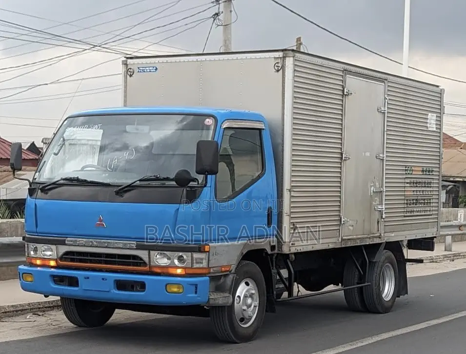 Mitsubishi Canter Box Body Longbase 3.5 Tons Mpya Chasis Unregistered.