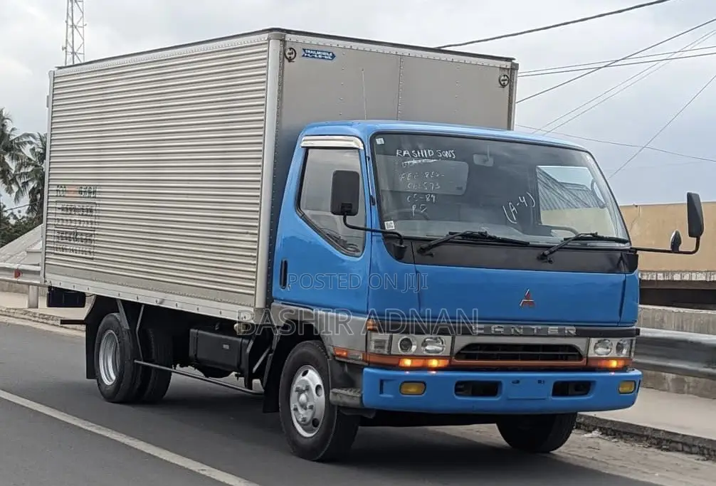 Mitsubishi Canter Box Body Longbase 3.5 Tons Mpya Chasis Unregistered.