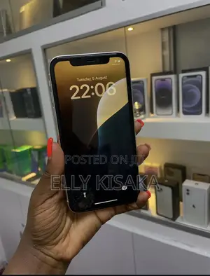 Apple iPhone 11 64 GB White