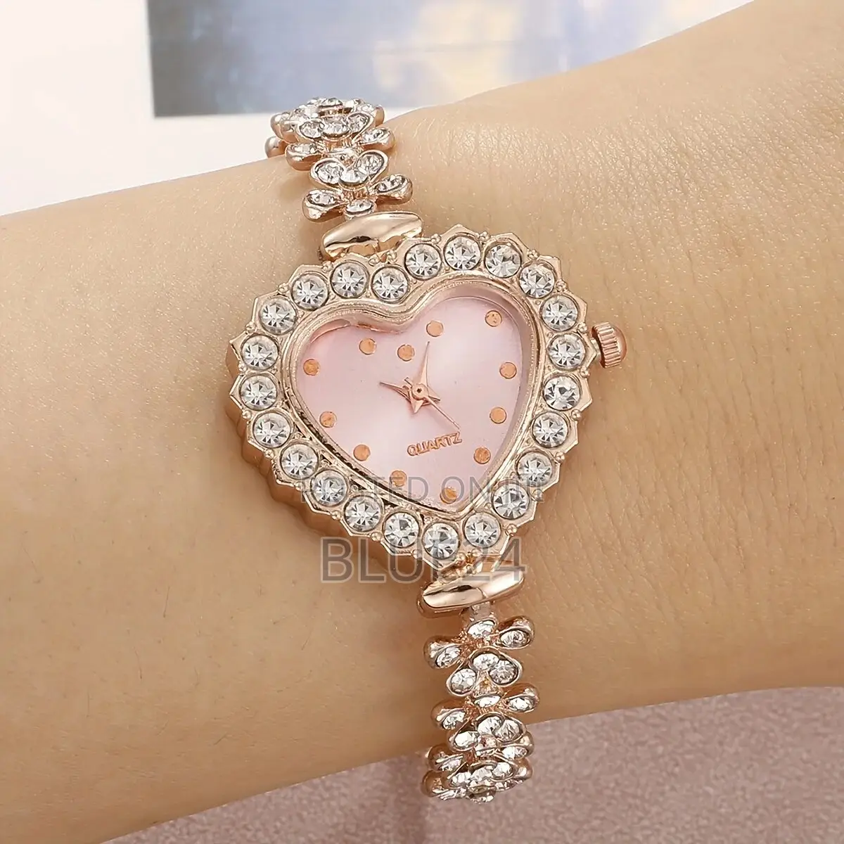 6pcs Women's Watch Rhinestone Heart Pointer Quartz Watch Cute Bracelet