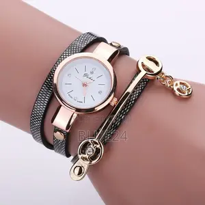Fashion Women Bracelet Watch Gold Quartz Gift Watch Wristwatch Women