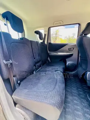 Toyota Ractis 1.5 FWD 2008 Gray