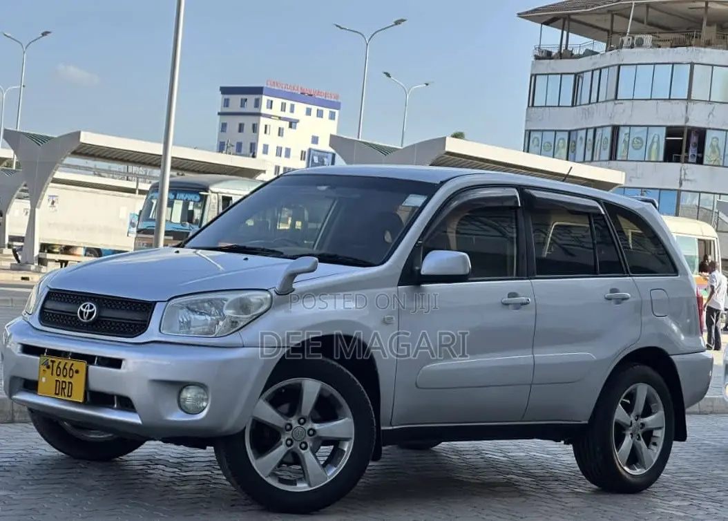 Toyota RAV4 1.8 2005 Silver