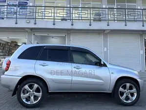 Toyota RAV4 1.8 2005 Silver