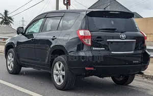 Toyota Vanguard 2008 Black