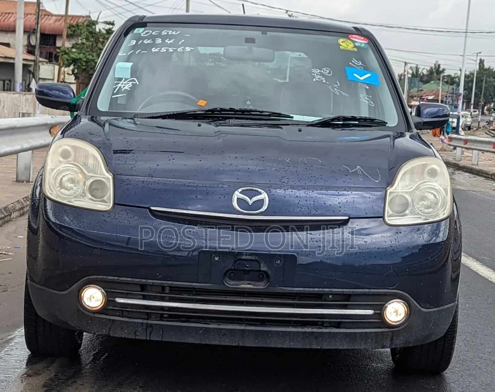 Mazda Verisa 2010 Blue