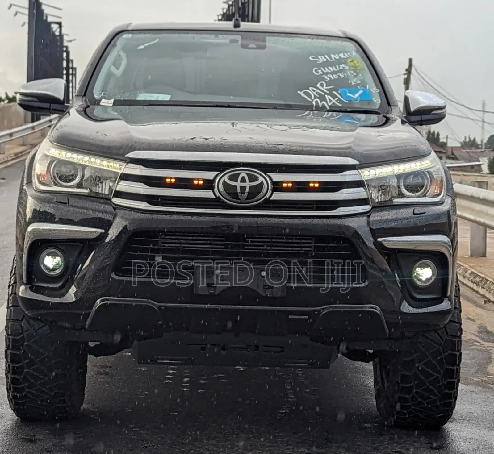 Toyota Hilux 2018 Black