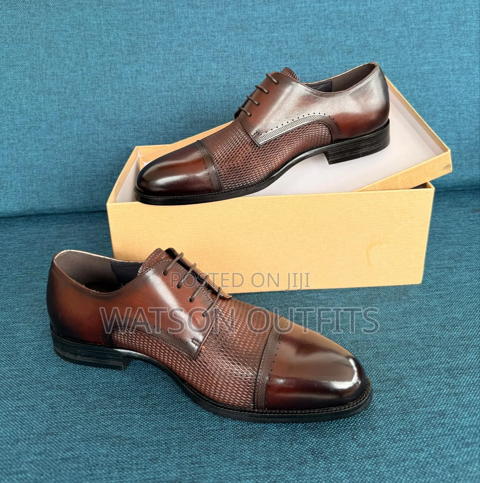 Men's Shoes Very Very Hot With Beautiful Band on Top Surface