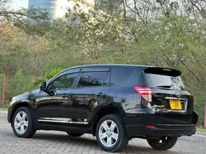 Toyota Vanguard 2011 Black