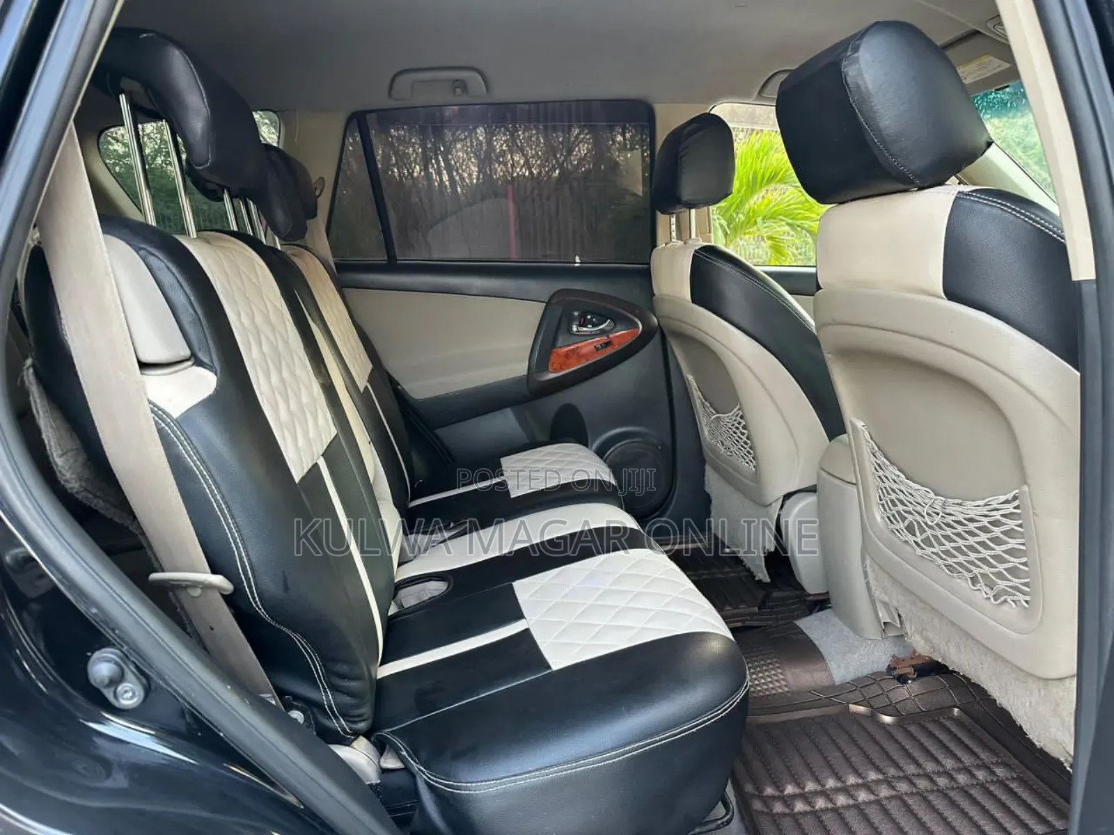 Toyota Vanguard 2011 Black