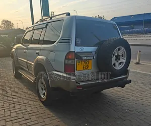 Toyota Land Cruiser 90 1997 Gray