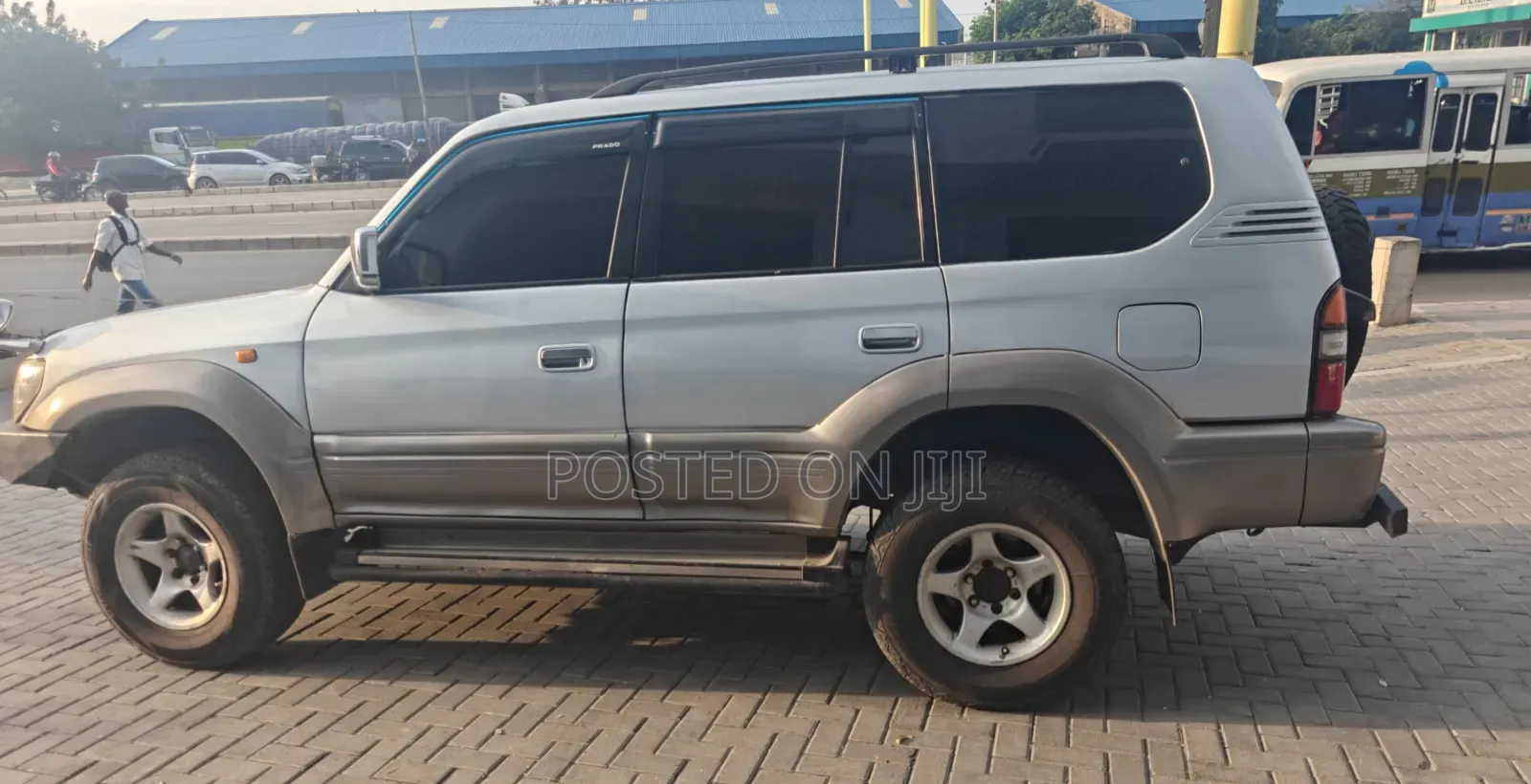 Toyota Land Cruiser 90 1997 Gray