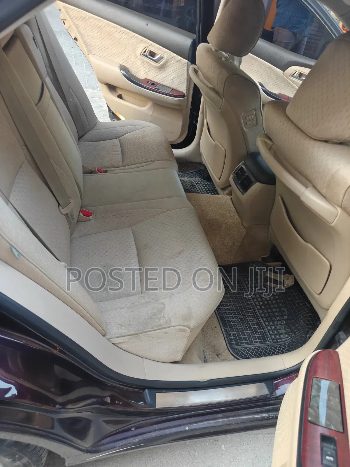Toyota Crown 2009 Maroon