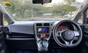 Toyota Ractis 2010 Black