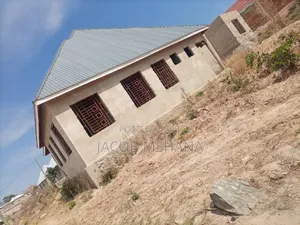 Nyumba Inauzwa Zizi