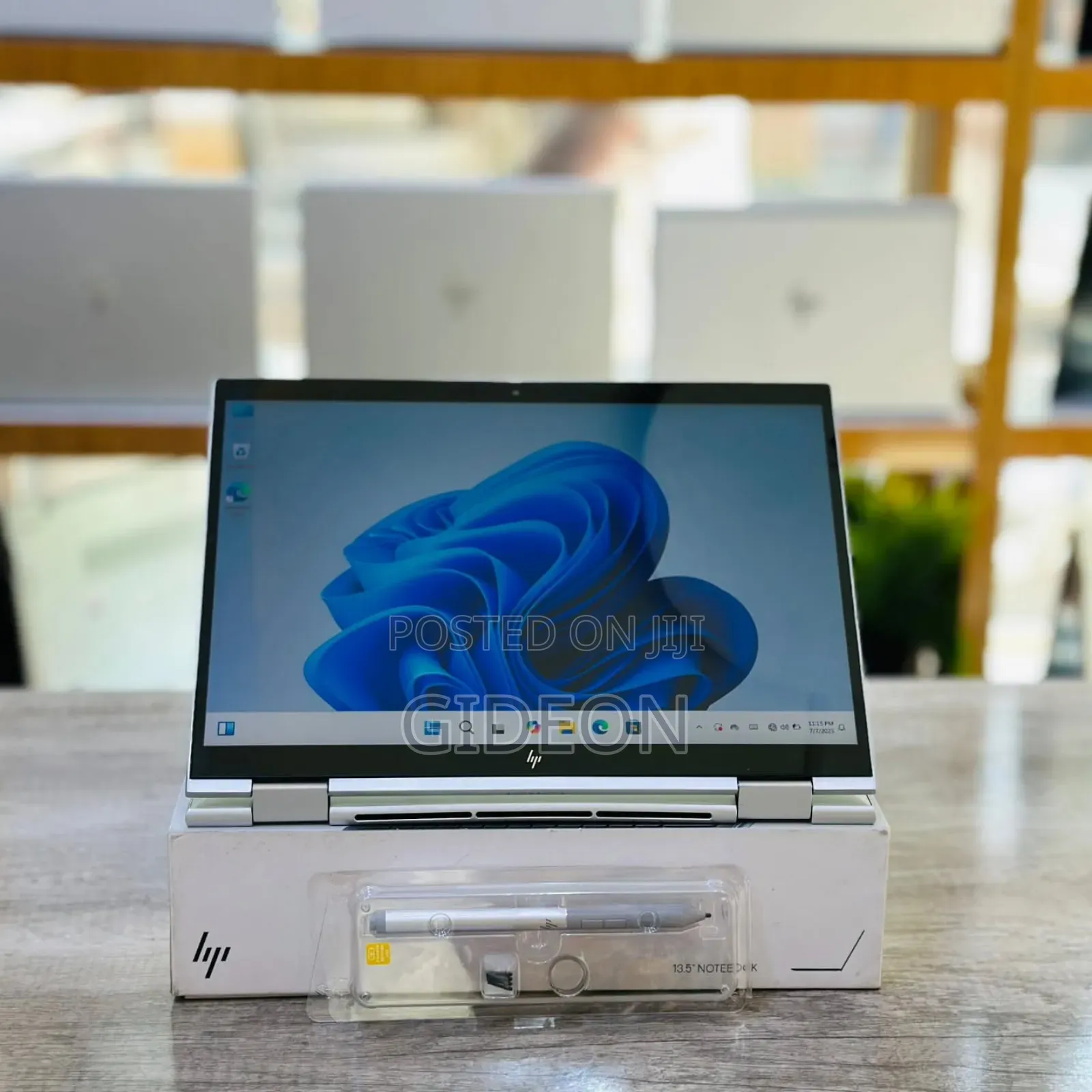 New Laptop HP EliteBook 830 32GB Intel Core Ultra 7 SSD 1T
