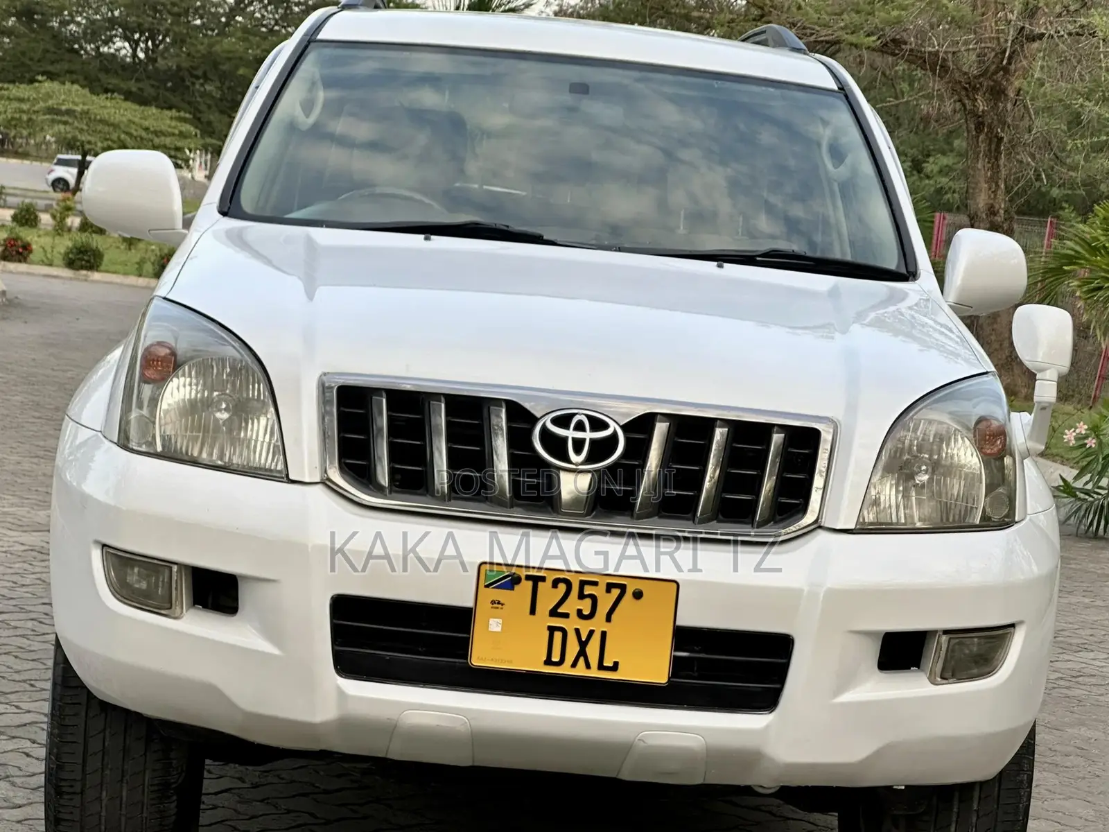 Toyota Land Cruiser Prado 2006 White