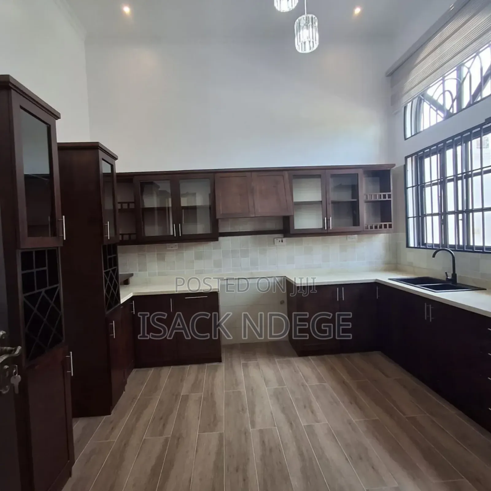 3bdrm House in Eem, Kunduchi for rent