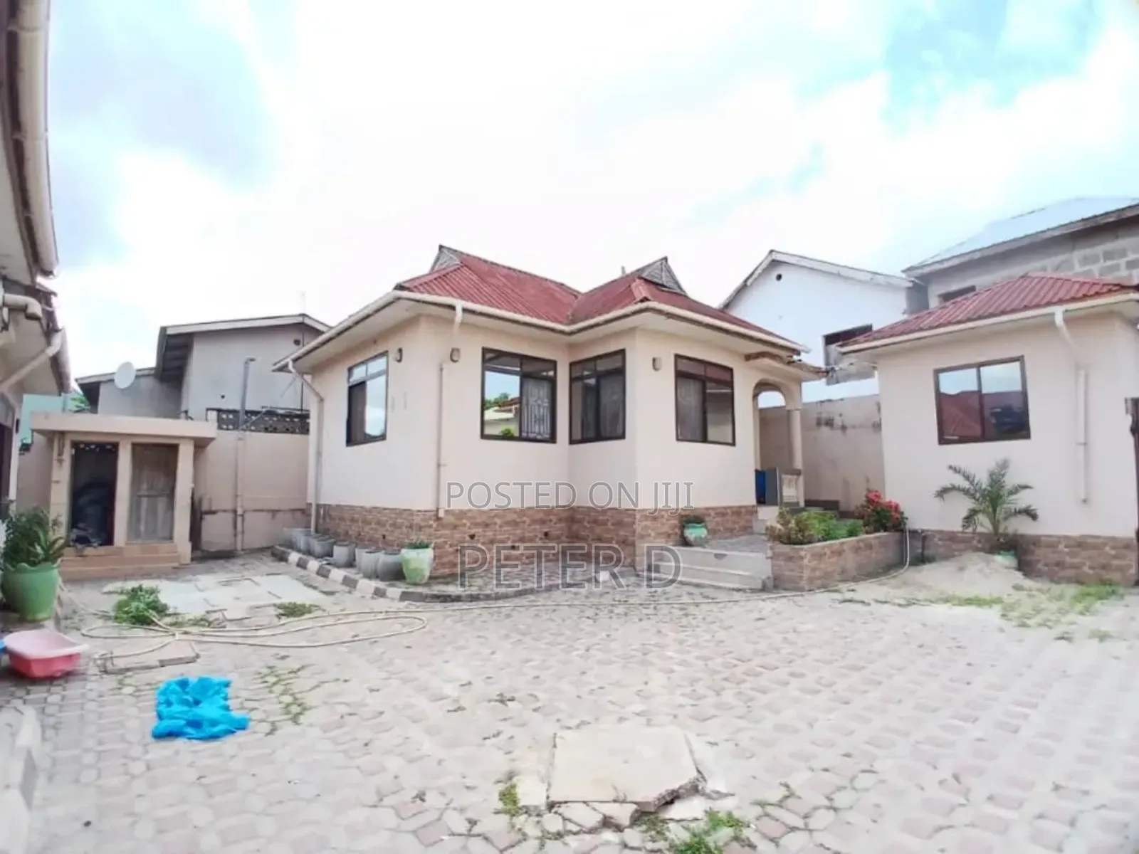 2bdrm Apartment in Kimara for rent