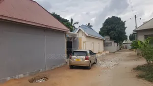 Furnished 7bdrm House in Biriani Real Estate, Chamazi for sale