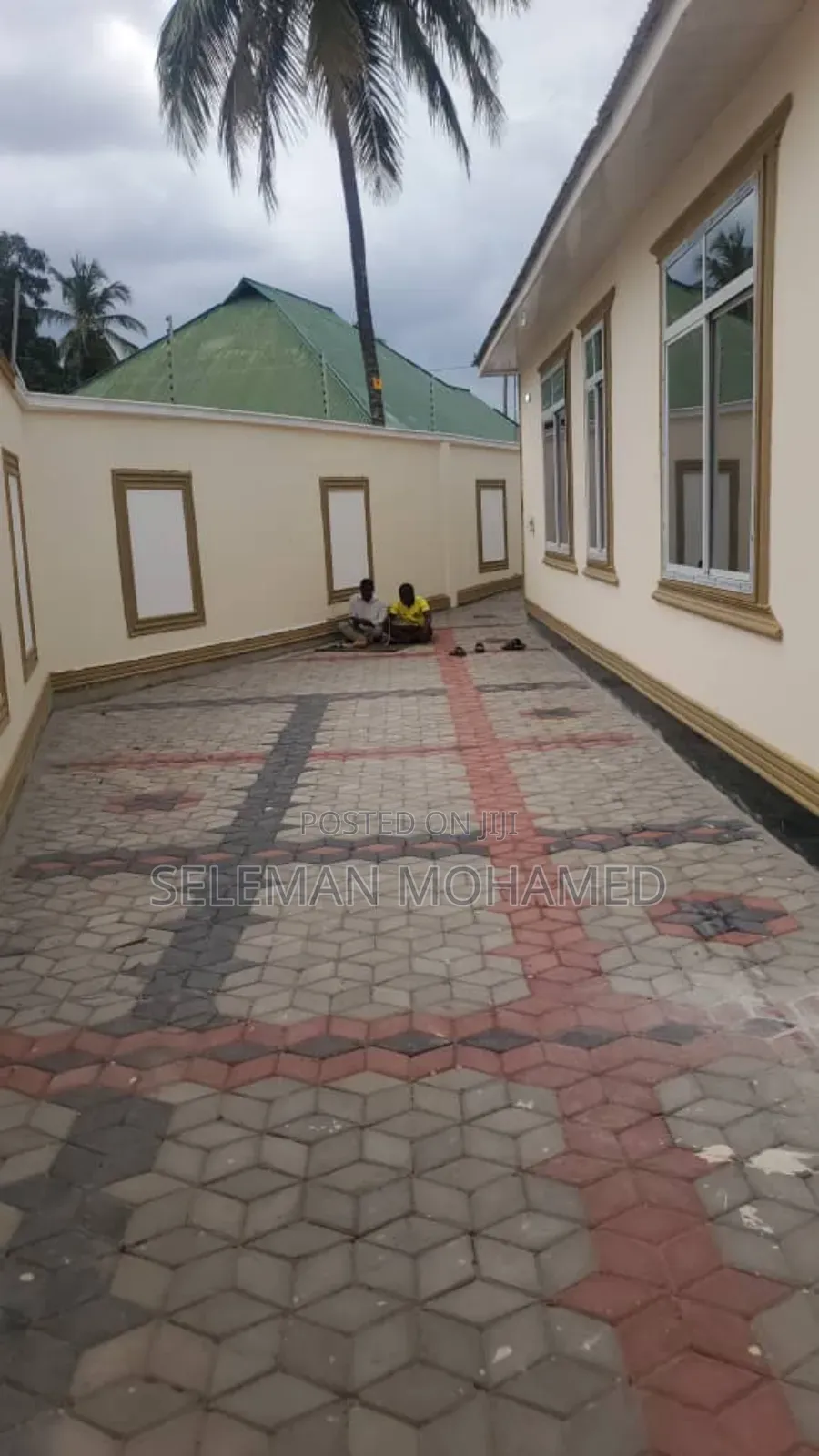 Furnished 7bdrm House in Biriani Real Estate, Chamazi for sale