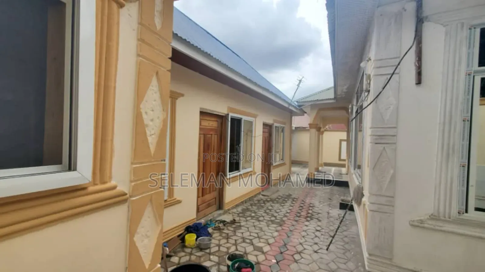 Furnished 7bdrm House in Biriani Real Estate, Chamazi for sale