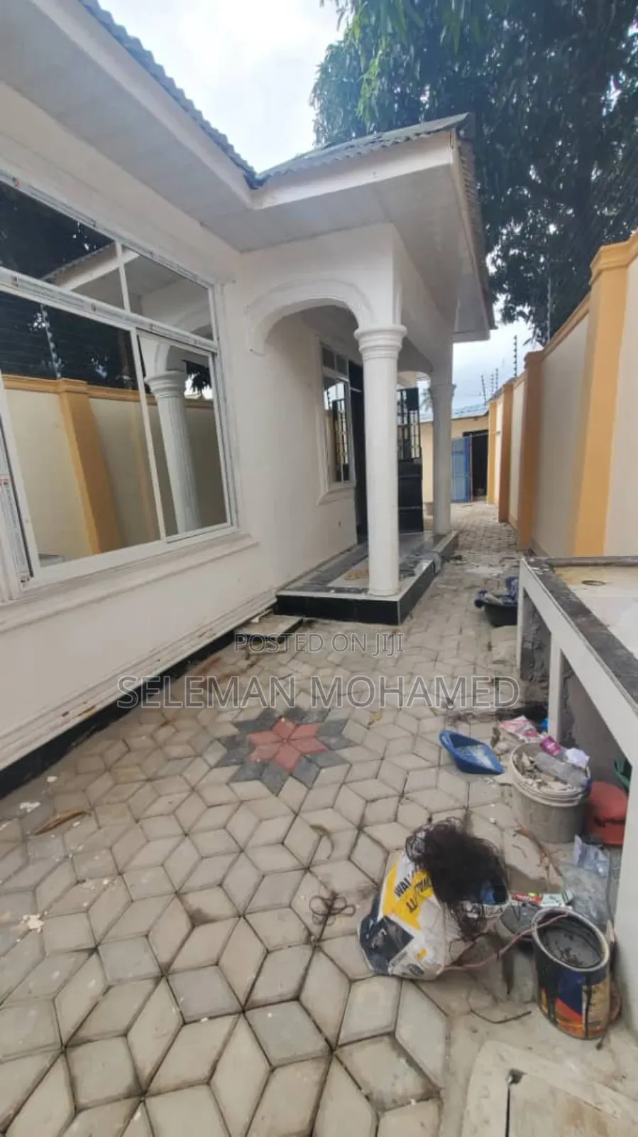 Furnished 7bdrm House in Biriani Real Estate, Chamazi for sale