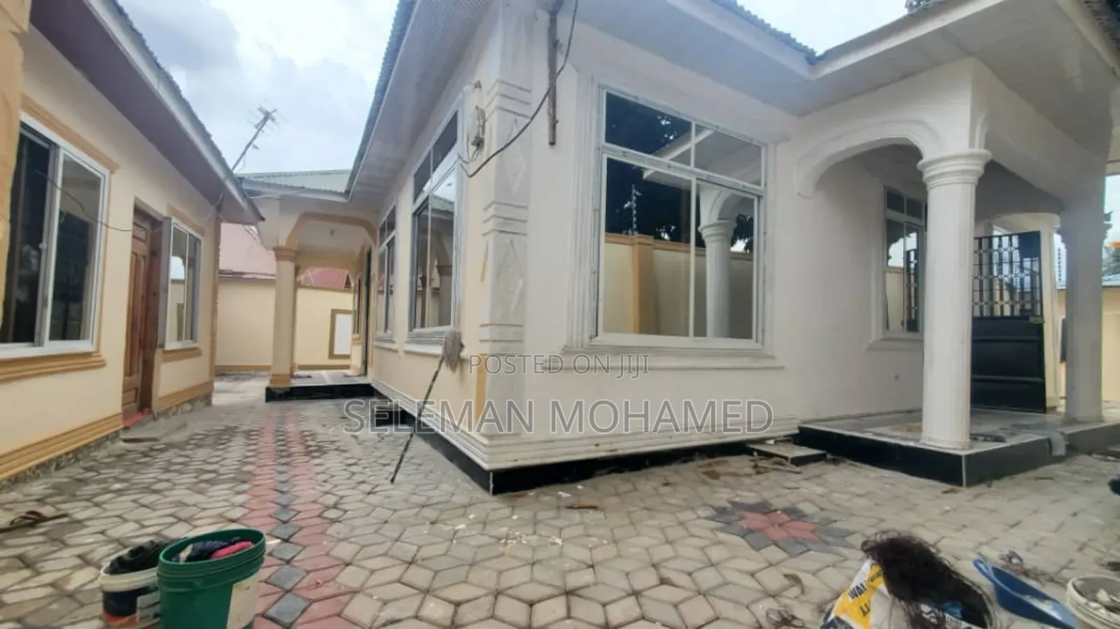Furnished 7bdrm House in Biriani Real Estate, Chamazi for sale