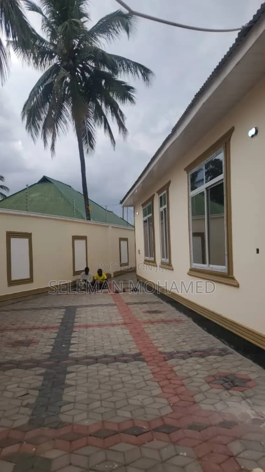 Furnished 7bdrm House in Biriani Real Estate, Chamazi for sale