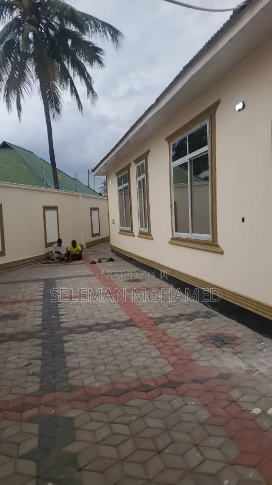 Furnished 7bdrm House in Biriani Real Estate, Chamazi for sale