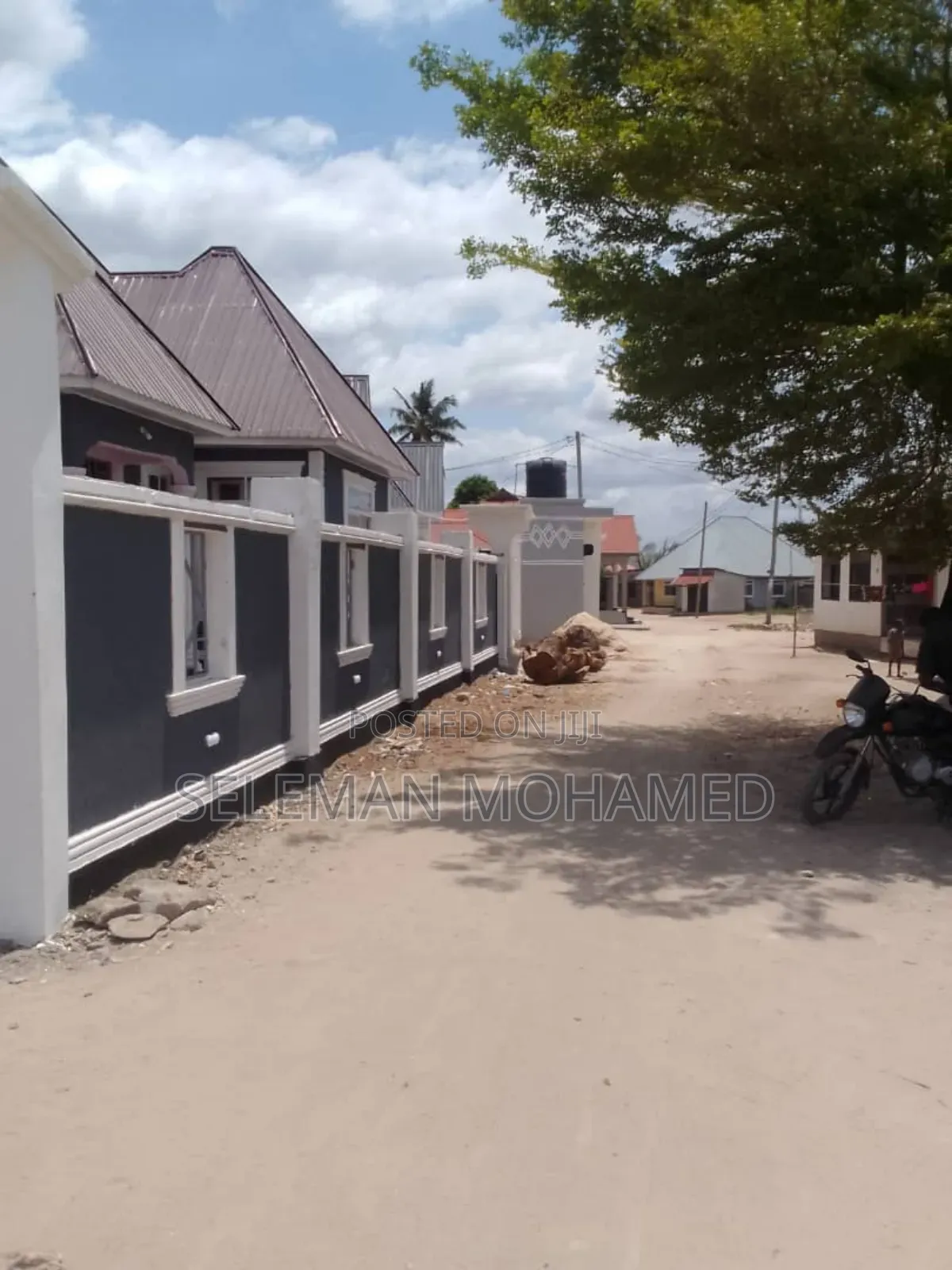Furnished 3bdrm House in Biriani Real Estate, Chamazi for sale