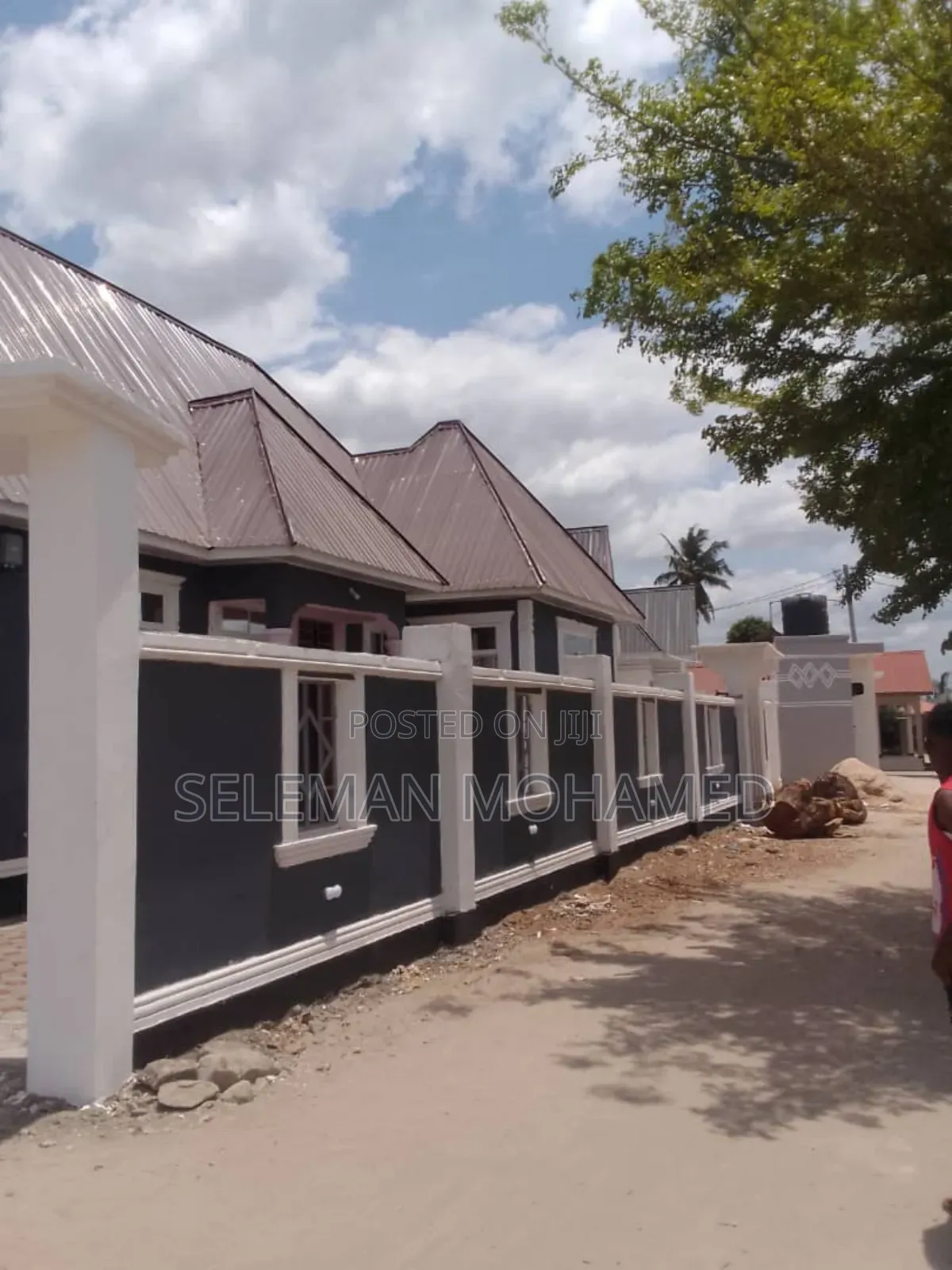 Furnished 3bdrm House in Biriani Real Estate, Chamazi for sale