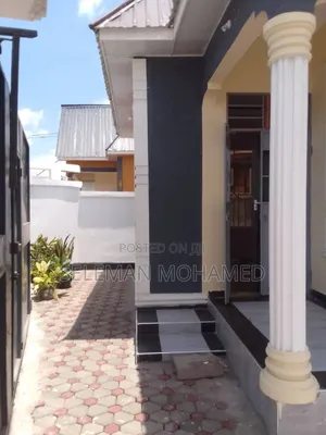 Furnished 3bdrm House in Biriani Real Estate, Chamazi for sale