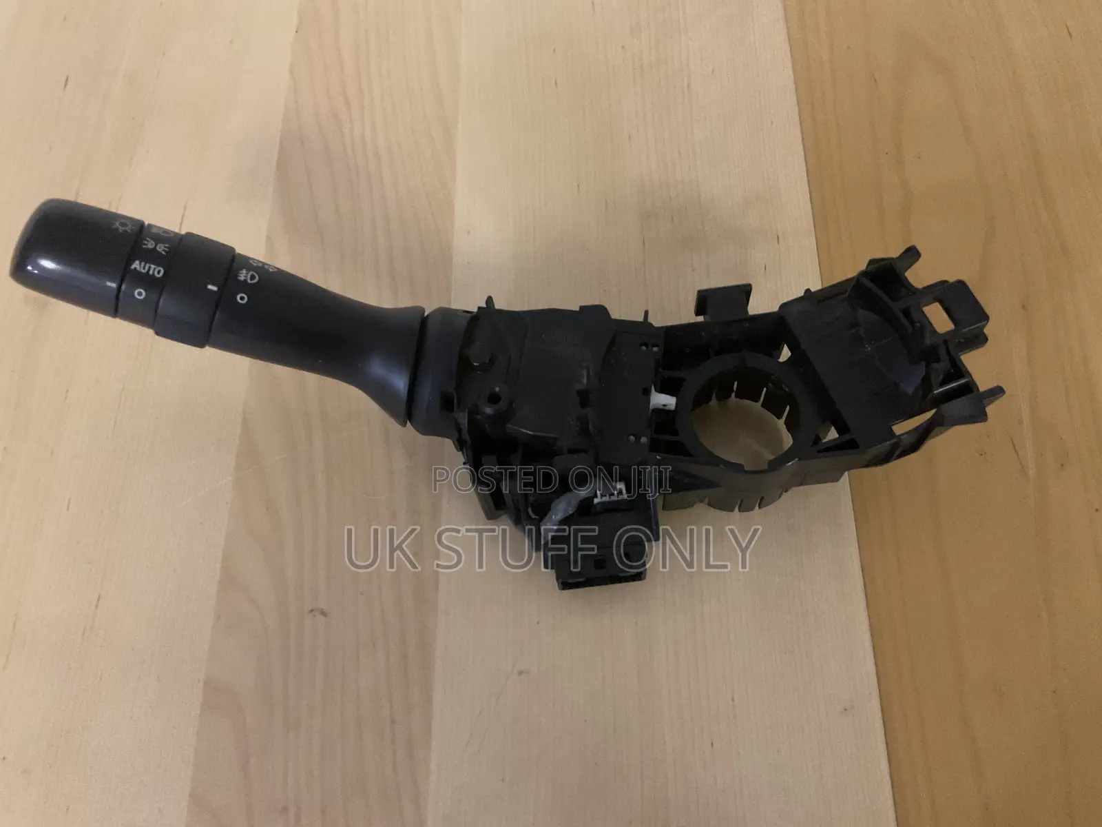 Toyota Hilux Indicator Stick (Stalk)