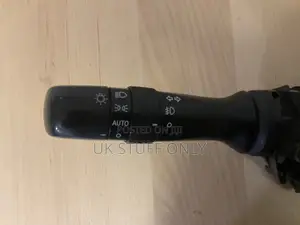 Toyota Hilux Indicator Stick (Stalk)