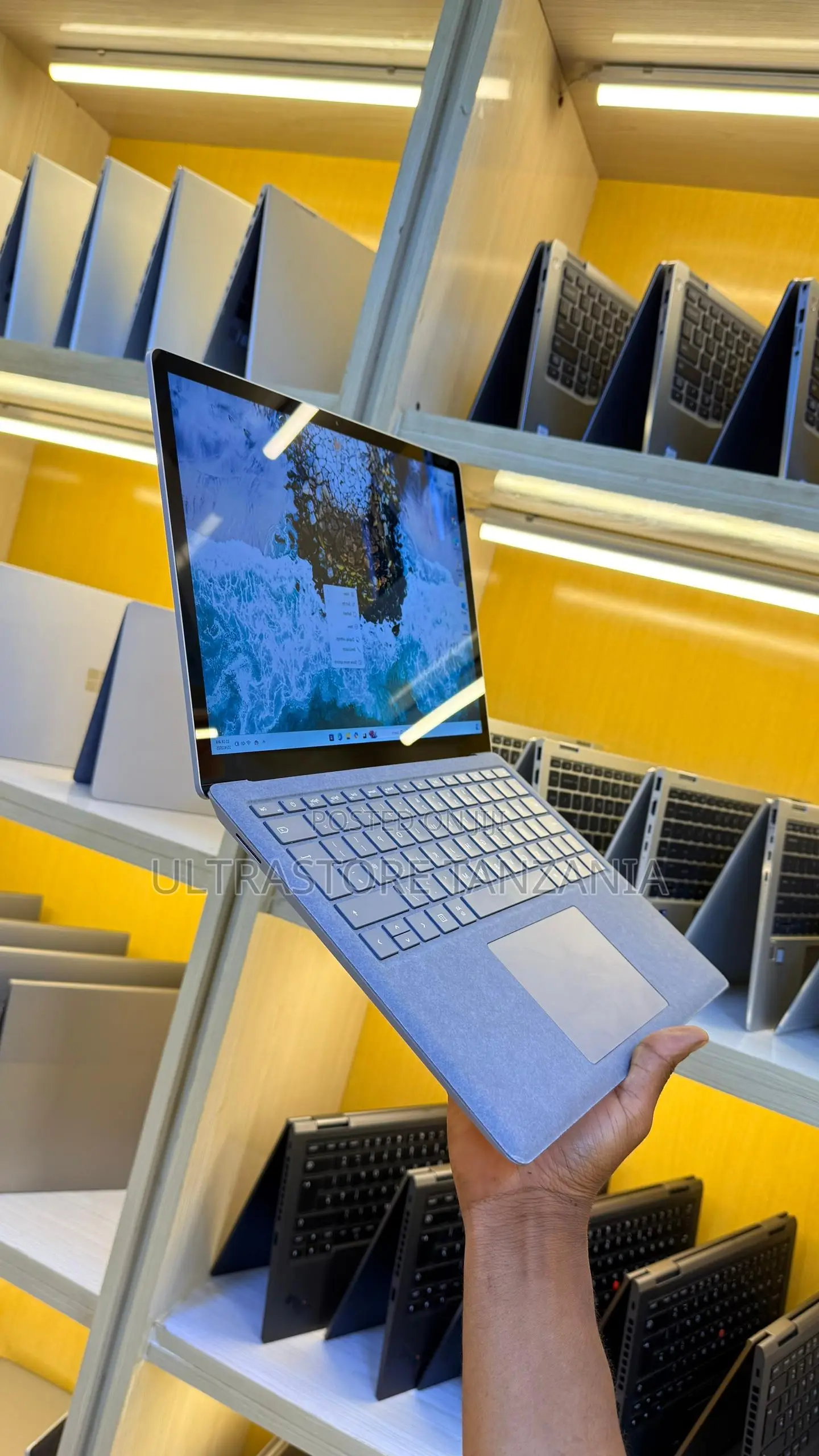 New Laptop Microsoft Surface Laptop 4 8GB Intel Core I5 SSD 256GB
